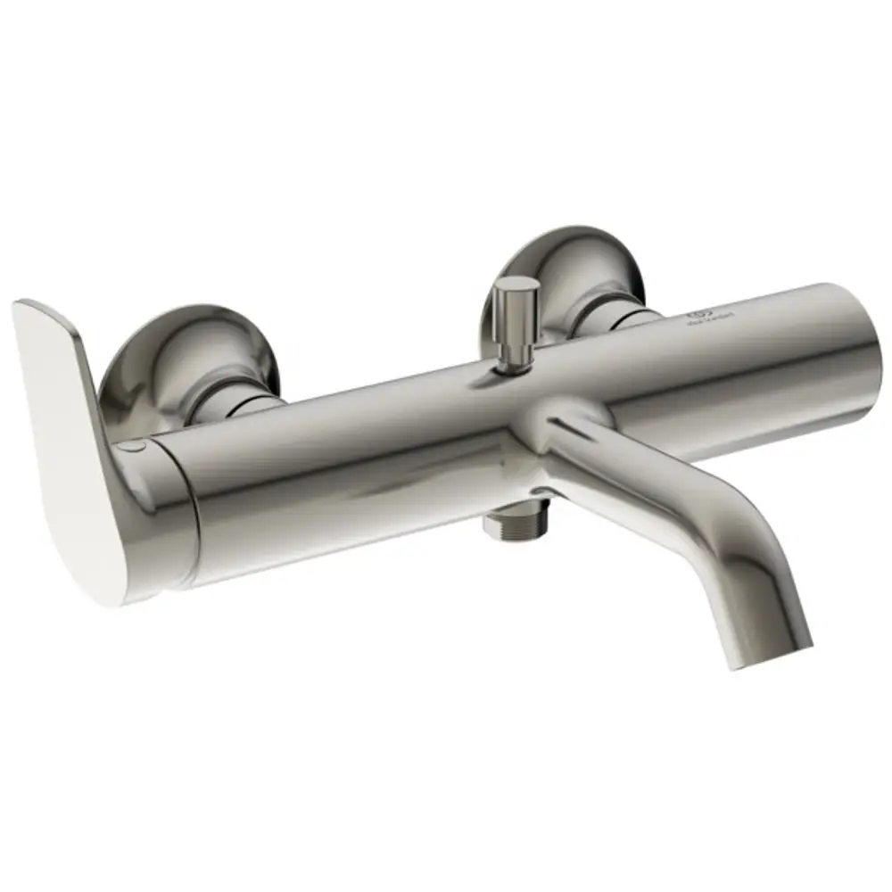 Badearmatur von Ideal Standard in moderner, ergonomischer Gestaltung mit einem schlichten, glänzenden Finish und einem seitlichen Hebel zur Temperaturregulierung.